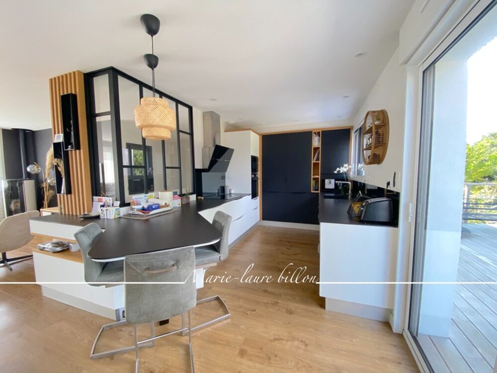 Maison à vendre 5 pièces SAINT GILLES CROIX DE VIE (85), quartier BOISVINET, maison totalement rénovée, garage, jardin