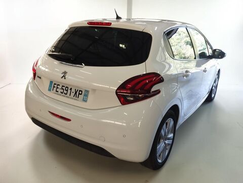 208 1.2 VTI 82 SIGNATURE 5P 2019 occasion 06640 Saint-Jeannet