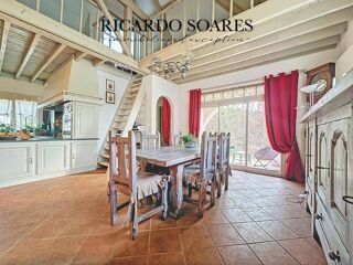  Villa  vendre 10 pices 306 m