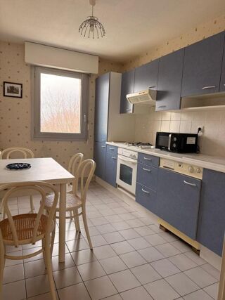  Appartement à louer 2 pièces 46 m²