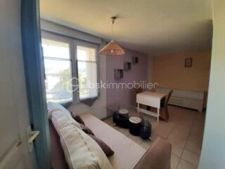  Immeuble à vendre 15 + pièces 400 m²