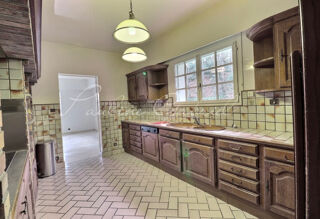  Maison à vendre 9 pièces 265 m²