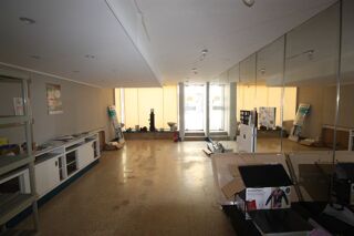  Immeuble à vendre 12 pièces 320 m²