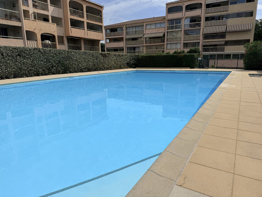 Appartement à vendre 3 pièces SAINTE MAXIME (83)