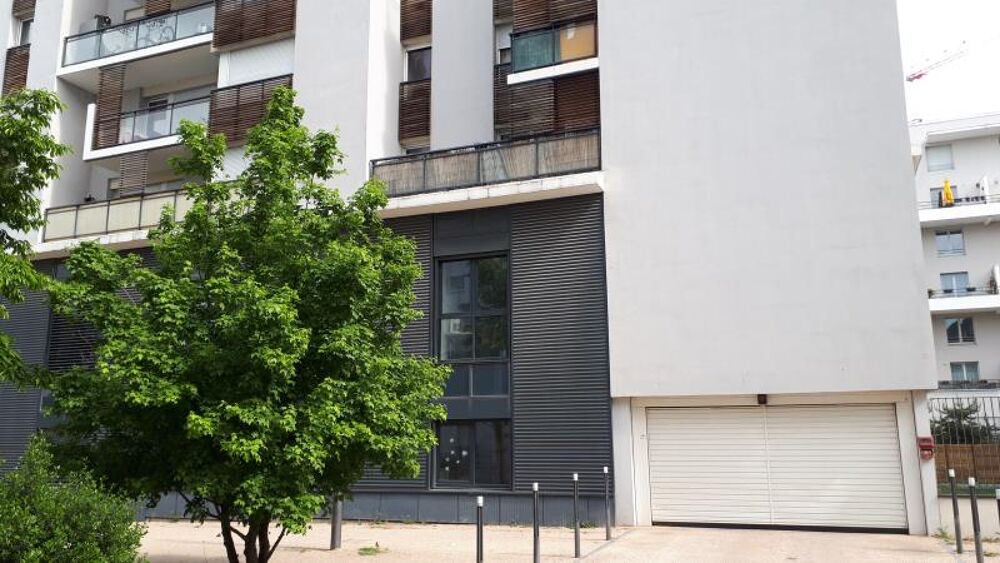 Location Parking/Garage GARAGE BOXE EN SOUS-SOL LYON 07 - 0 m2 Lyon 7