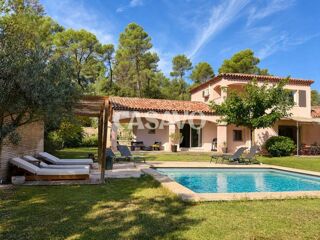 Maison 7 pièces 201 m² · à Peyrolles-en-Provence · 201 m² · 895 000 €