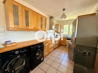  Appartement à louer 4 pièces 81 m²