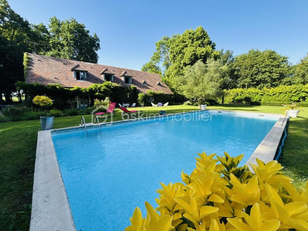 Ensemble immobilier de caractère avec deux habitations indépendantes dont un gîte aux portes de Tours