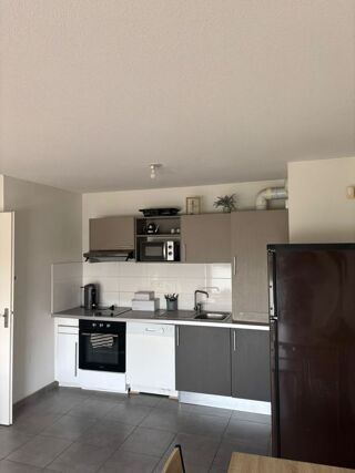  Appartement à louer 2 pièces 44 m²