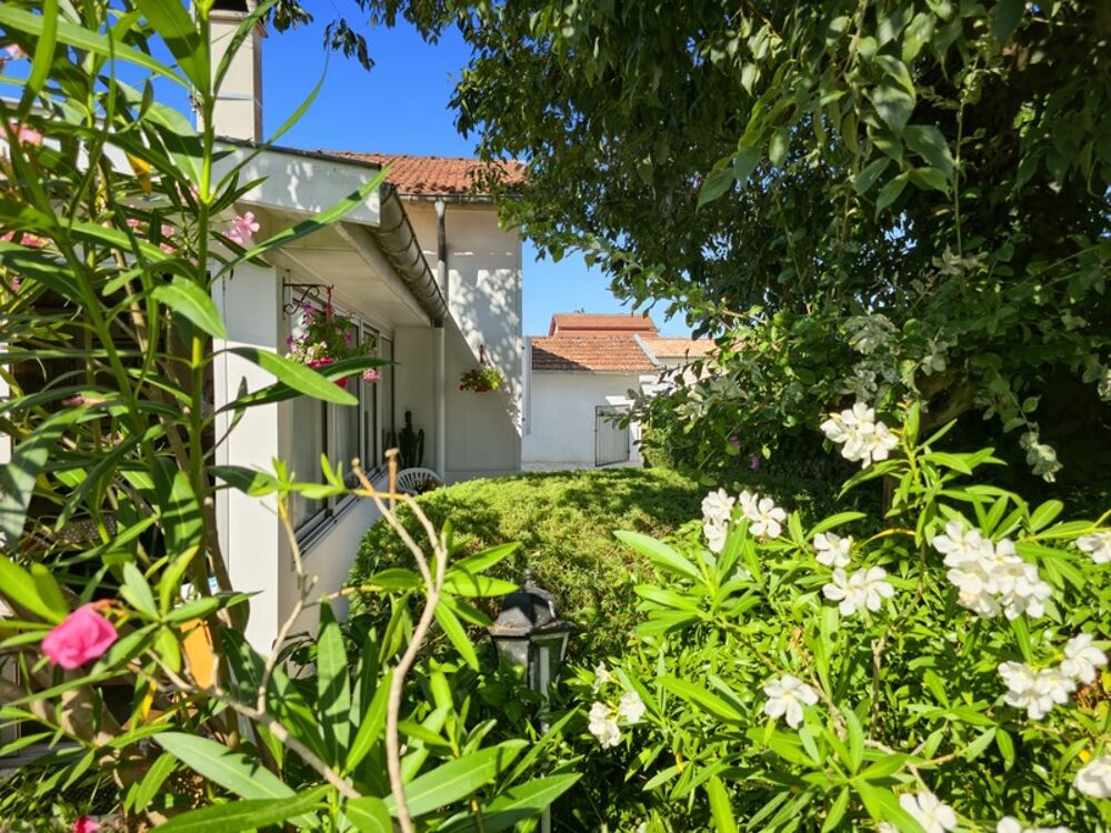 Maison de ville à fort potentiel