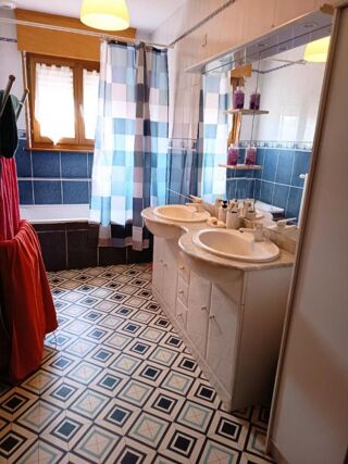  Maison � vendre 5 pi�ces 101 m�