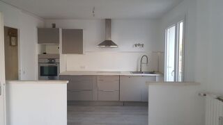  Appartement à louer 3 pièces 60 m²