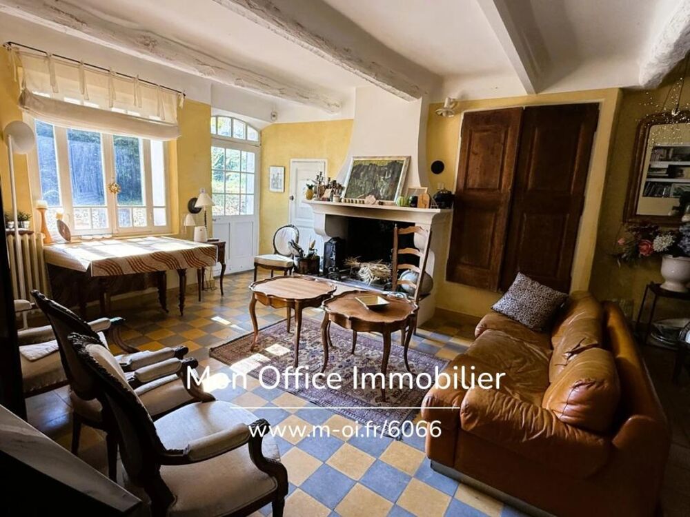 Vente Maison Référence : 6066-ANC - Bastide familiale avec dépendances et grand terrain à pied de La Tour d'Aigues La tour d aigues