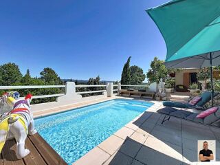 Villa à vendre 5 pièces 145 m²