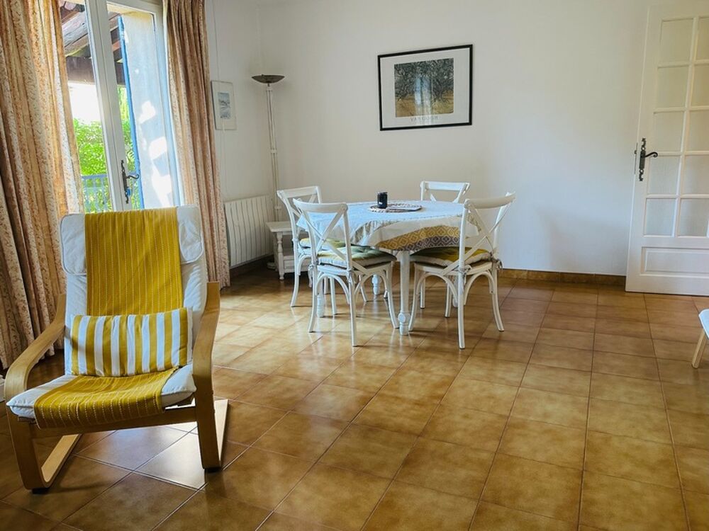 Unique ! Appartement T3 style "Maison" en Rez-de-Jardin à Gréoux les Bains