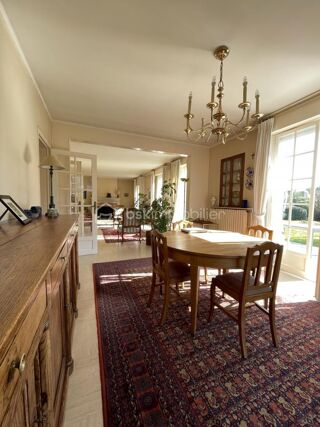  Maison � vendre 8 pi�ces 219 m�