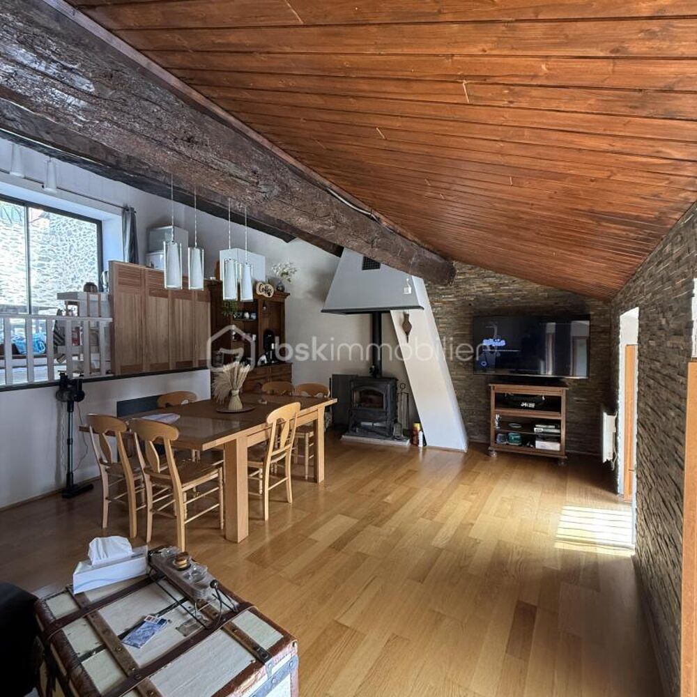 Maison de caractère avec terrasse + forêt