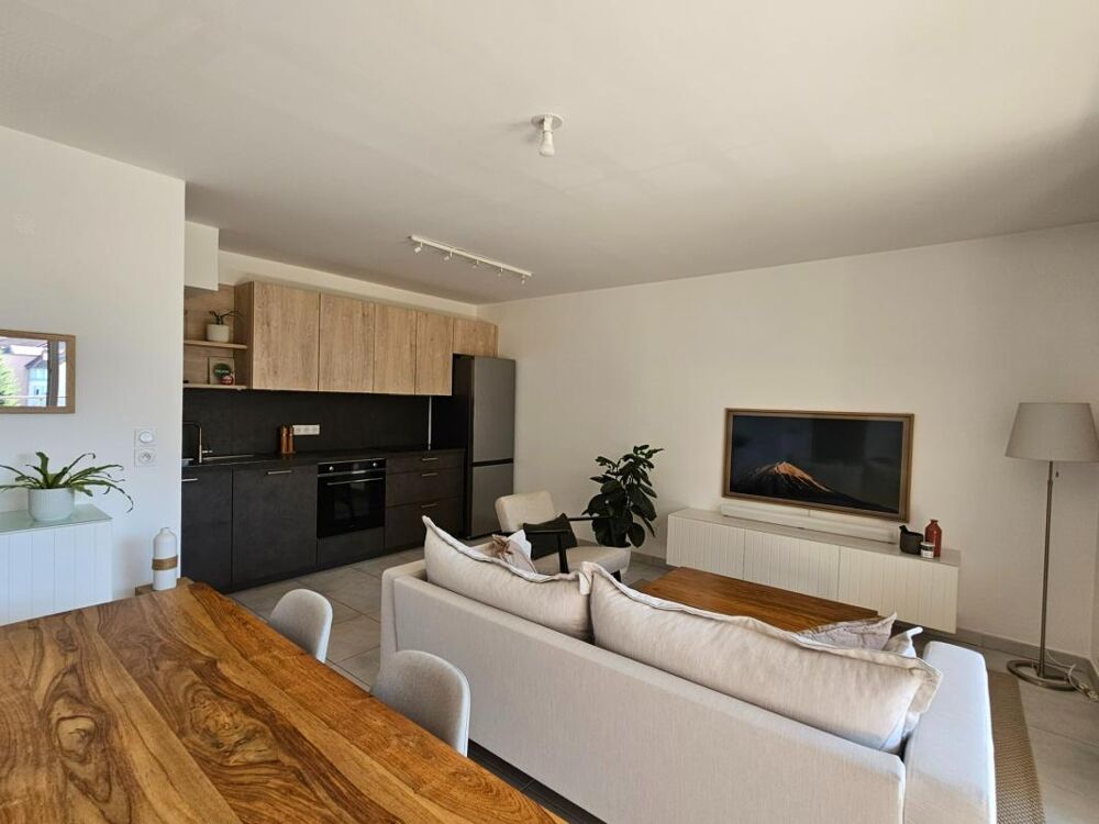 À vendre Bonneville  Superbe T3 récent de 60 m² avec terrasse, garage et vue montagnes (74)