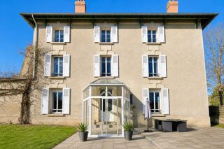  Propri�t�/ch�teau � vendre 8 pi�ces 232 m�