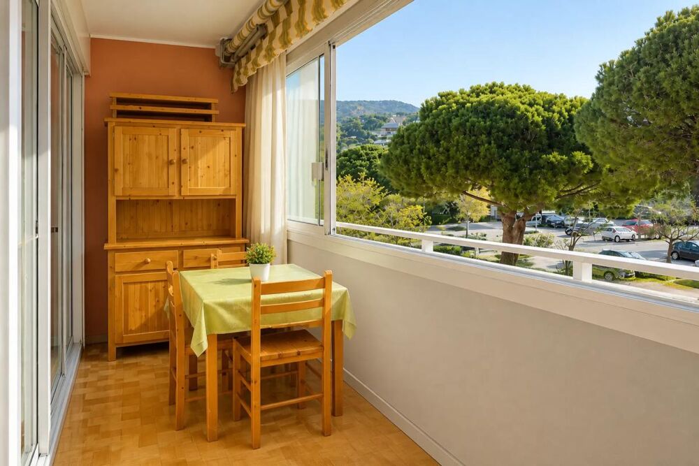 Vente Appartement Appartement 2 pièces de 28 m² situé à Le Lavandou 700M de la mer Le lavandou