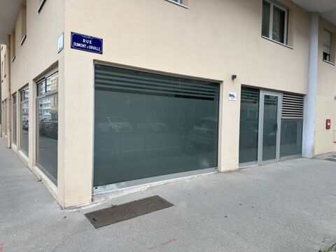   MURS Local/bureau à vendre LYON 4EME ARRONDISSEMENT (69), local en angle de 70m2 environ, idéal professions libérales 