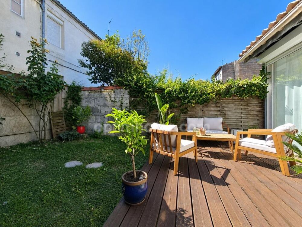 Vente Appartement Bordeaux Saint-Jean / Nansouty – Appartement 3 pièces avec cour privative et sous-sol Bordeaux
