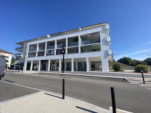   LES AVENIERES - LOCAL D'ACTIVITE 