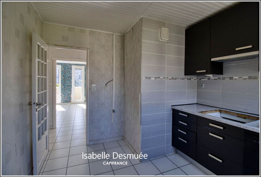 EXCLUSIVITÉ  T4 traversant de 78,3 m² avec balcon, vue sur les massifs et résidence sécurisée