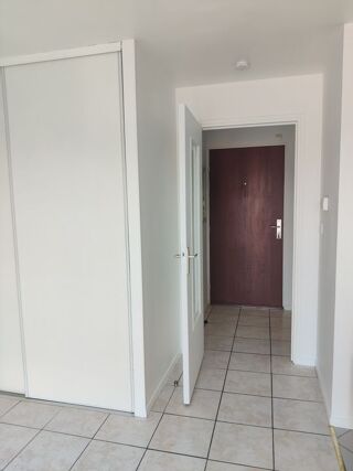  Appartement à louer 1 pièce 25 m²
