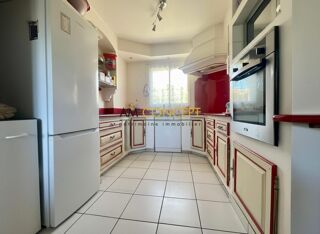 Vente Maison CARROS Maison 6 pièces 95 m2 vue panoramique, piscine, jardin Carros
