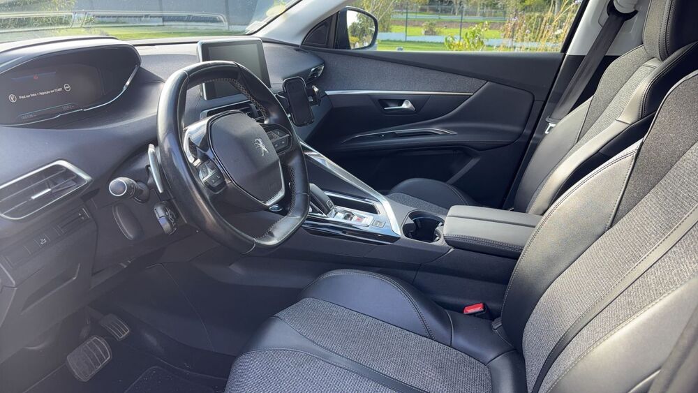 3008 II 2.0 BlueHDi 180 EAT8 Allure Business - Automatique 2020 occasion 56000 Vannes
