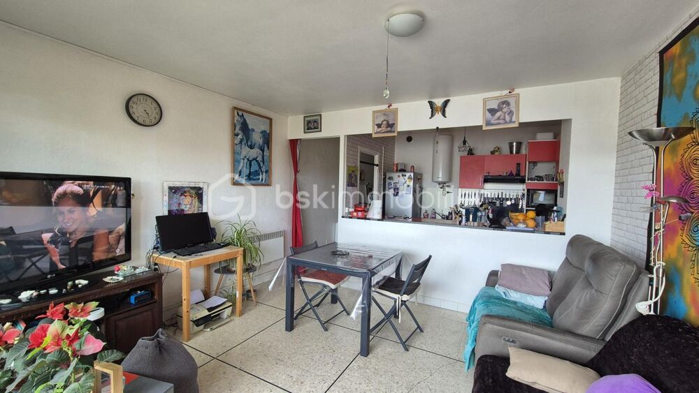 A VENDRE APPARTEMENT T2 LOUE A L ANNEE 39M² A SAINT CYPRIEN PLAGE - COTE PORT - LOGGIA - CAVE INDIVIDUELLE - PARKING PRIVE - VUE