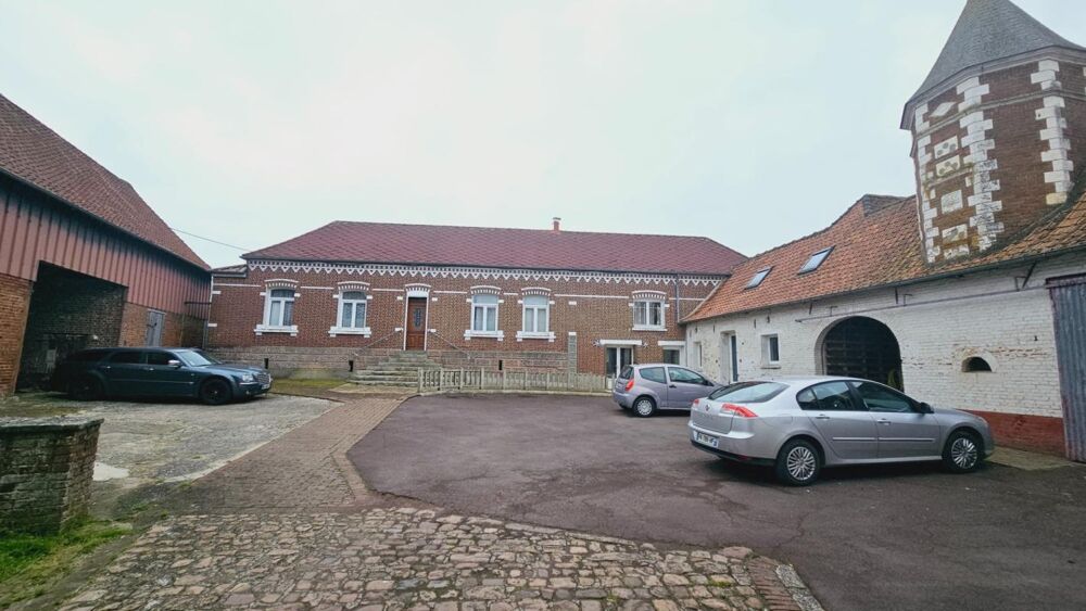 Vente Maison Maison 9 pièces / 222 m² / 197 000 EUR / SAINT-AMAND Saint amand