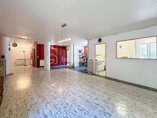  Maison � vendre 8 pi�ces 210 m�