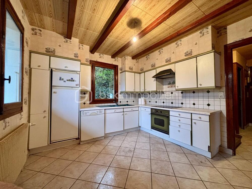Chalet en bois avec vue sur le lac du Bourget  Le Vivier-du-Lac