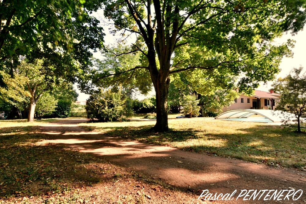 à vendre  Maison Soucieu-en-Jarrest (69510)