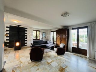  Maison � vendre 8 pi�ces 222 m�