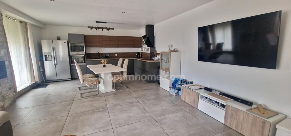 MAS DE CARACTERE T5/JARDIN/PRESTATIONS EXCEPTIONNELLES!