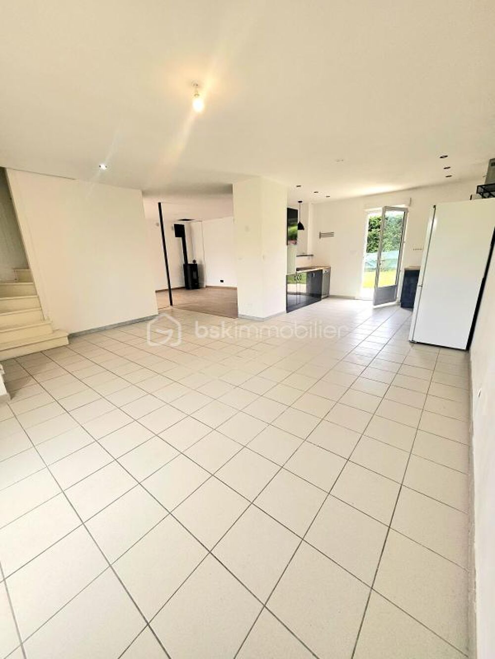 Vente Maison MAISON FAMILIALE - ABBECOURT (60) - 3 CH - PIECE DE VIE 60M2 ENVIRON ET GARAGE NEUF (2024) Abbecourt