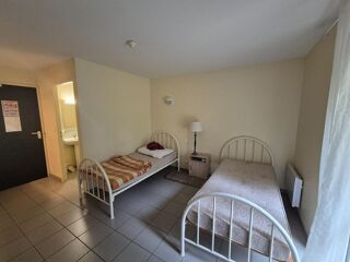  Maison � vendre 15 + pi�ces 3712 m�