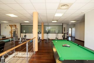  Proprit/chteau  vendre 15 + pices 1110 m