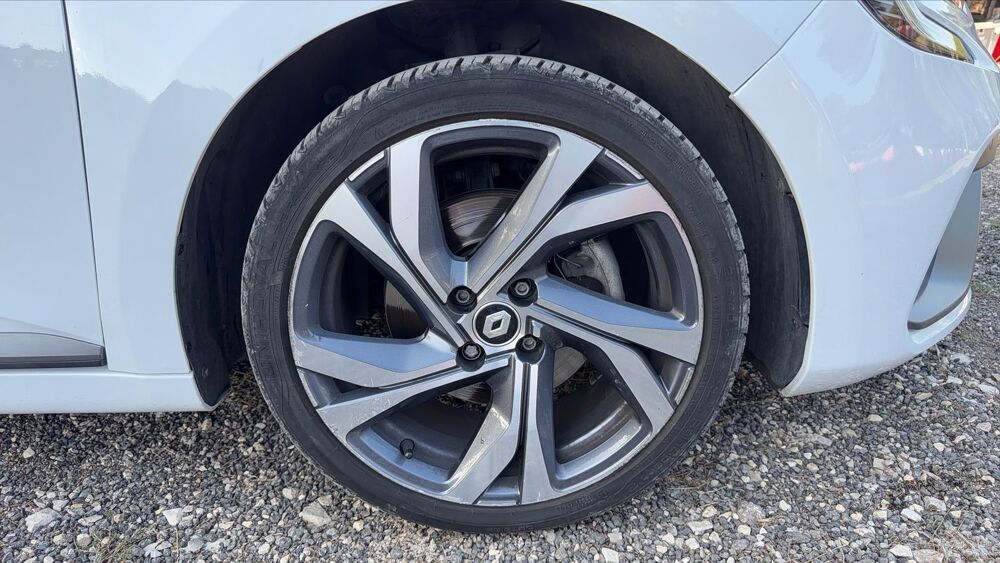 Clio 1.6 E-Tech 140.0 Hybride BVA6 RS Line 2022 occasion 13220 Chateauneuf Les Martigues