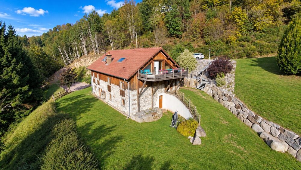 Vente Maison Dpt Vosges (88), à vendre LA BRESSE gite en pierre P9 de 284,15 m² - Terrain de 3 700 m² La bresse