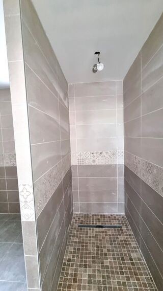  Maison 5 pi�ces 122 m� Saint privat des vieux