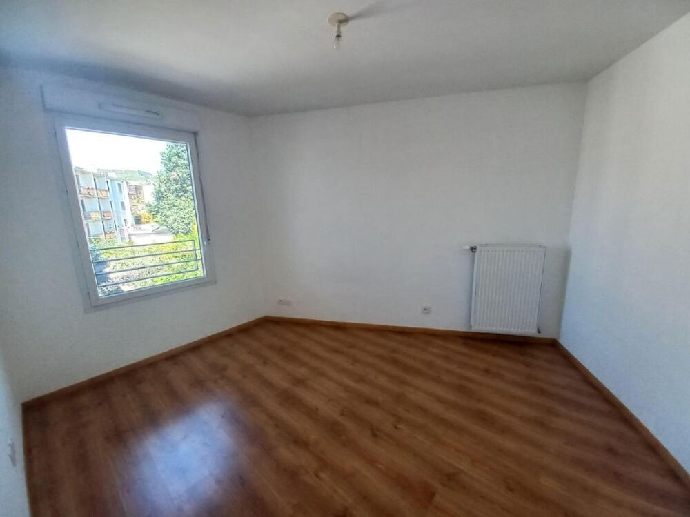 T2 avec balcon et parking à CLERMONT FERRAND