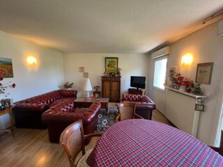  Appartement à louer 3 pièces 83 m² Sainte ruffine