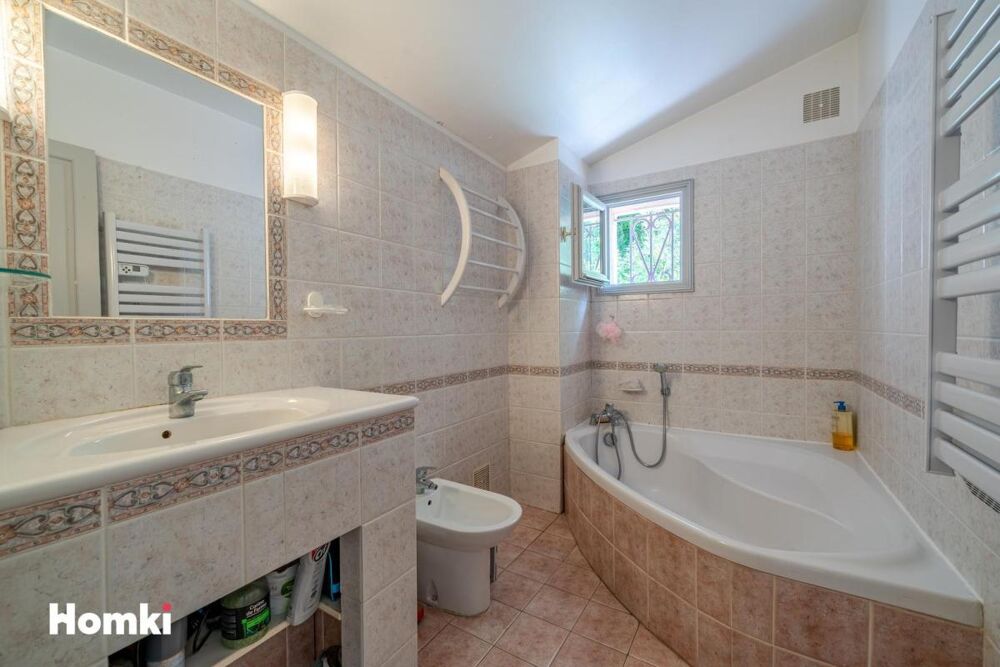 � vendre  Maison Saint-Paul-de-Vence (06570)