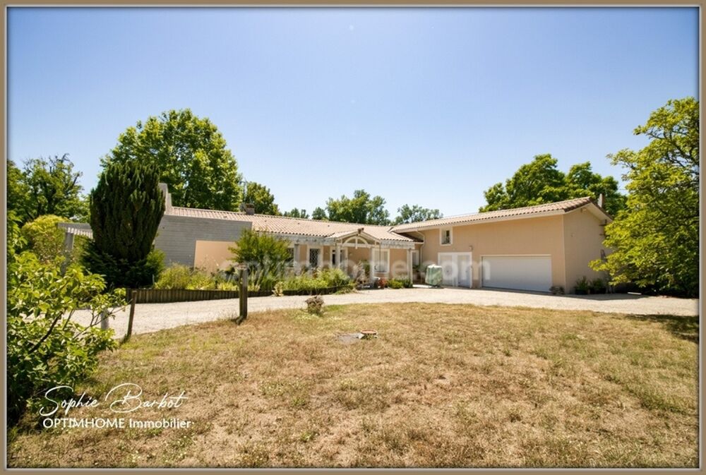 à vendre  Propriété/château Léognan (33850)