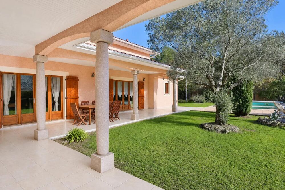 Charmante maison 6 pièces avec piscine à Lège-Cap-Ferret