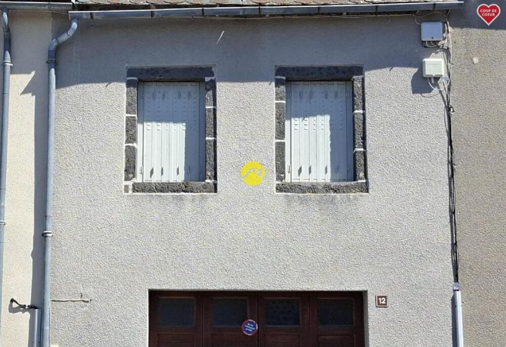 Maison 2 pièces 39 m² · à Pierrefort · 39 m² · 35 000 €